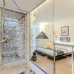 Isola Oasis - Loft With Garden & Free Private Garage شقة ميلان