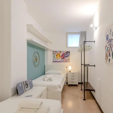 Isola Oasis - Loft With Garden & Free Private Garage * ميلان