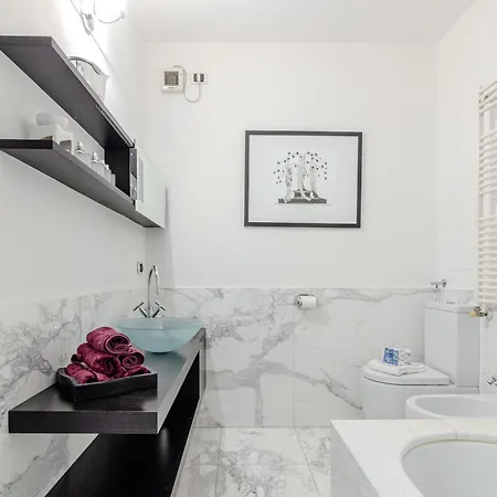 Isola Oasis - Loft With Garden & Free Private Garage Appartement