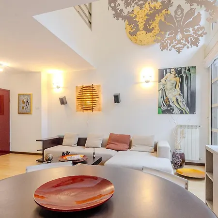 Isola Oasis - Loft With Garden & Free Private Garage Appartement